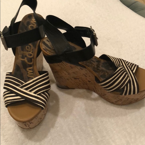 Sam Edelman black and white striped wedges - Picture 4 of 6